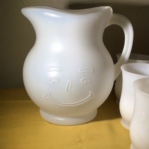 Vintage Kool Aid Man Plastic Pitcher with 10 matching Kool Aid Man Plastic Cups